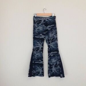 Ocho by E&L Paris Vintage Bellbottom Camo Pants